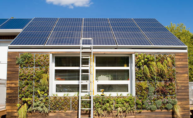 Should You Wait for Future Solar Tech or Buy Now?