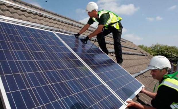 How Do Solar Panels Work? (Easy Explanation)