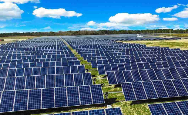 Grid-Tied Solar Systems: Powering Your Home and the Grid